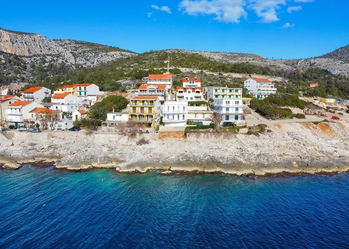 Milnamour, Whole House By The Sea With Parking