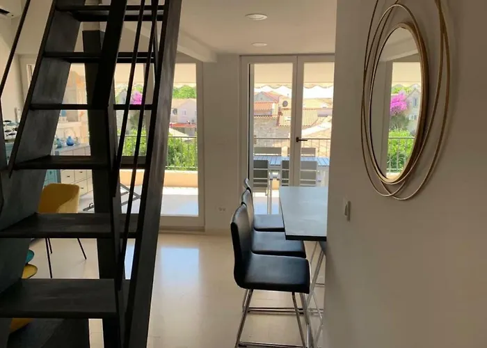 Penthouse In Old Dalmatian House - Flybridge
